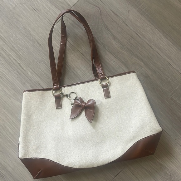 Coldwater Creek Two Tone Butterfly Tote Bag - Picture 1 of 9